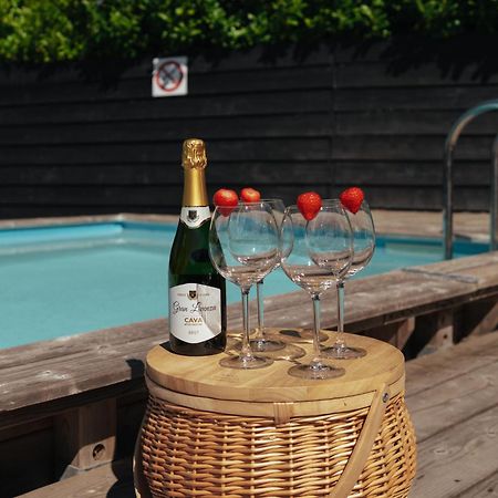 Luxe Vakantiehuis Nova Met Zwembad Ouddorp Kültér fotó
